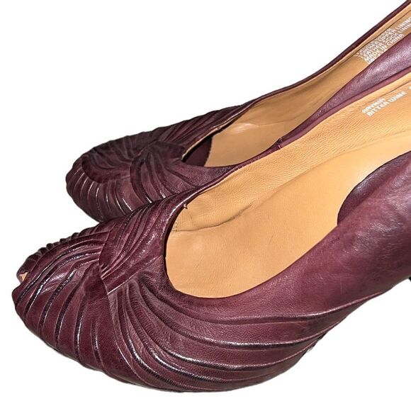 Earthies Raynia Bitter Wine leather peep toe pumps size 9.5 - Picture 3 of 9